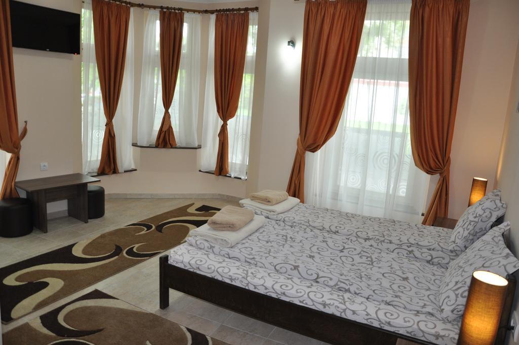 Guest House Best Food Subotica Exterior photo